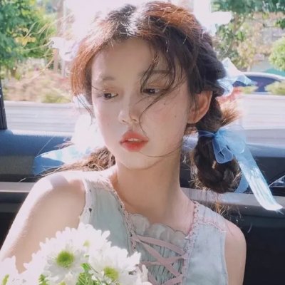 女人是英雄